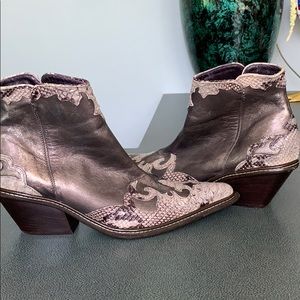 Donald J Pliner Ankle Boots